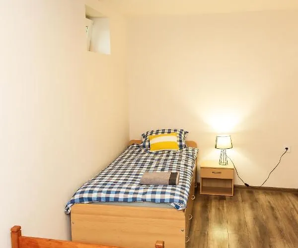 Apartament Olivia Apartman *