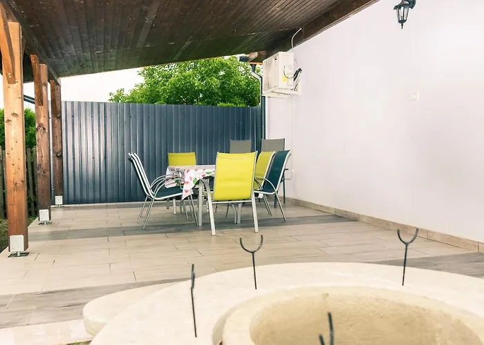 Apartament Olivia Apartman *